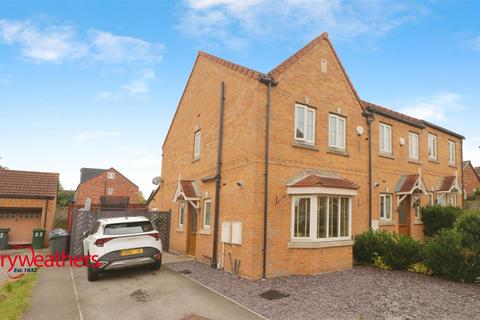 3 bedroom townhouse for sale, Foxmires Grove, Goldthorpe, Rotherham