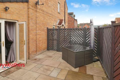 3 bedroom townhouse for sale, Foxmires Grove, Goldthorpe, Rotherham