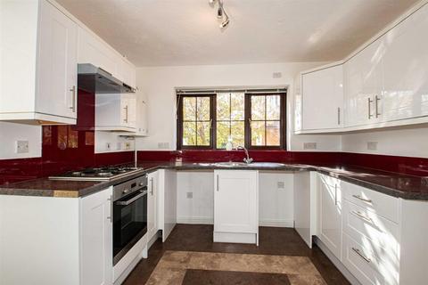 3 bedroom link detached house to rent, Greystonley, Emerson Valley