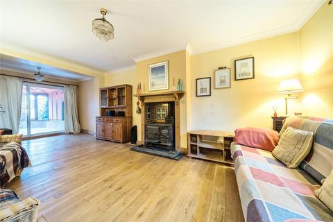 4 bedroom semi-detached house for sale, Weybourne Road, Farnham, Surrey, GU9