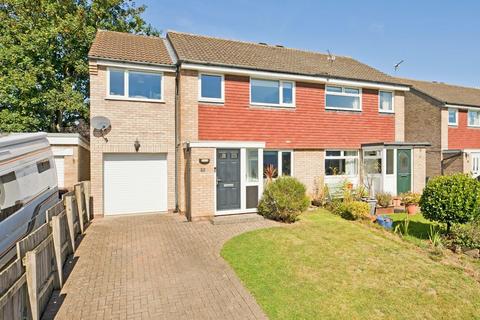 4 bedroom semi-detached house for sale, Bishopdale Close, Knaresborough