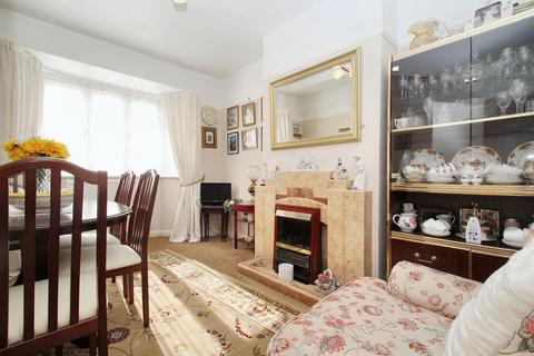 3 bedroom semi-detached house for sale, Montague Road, Uxbridge