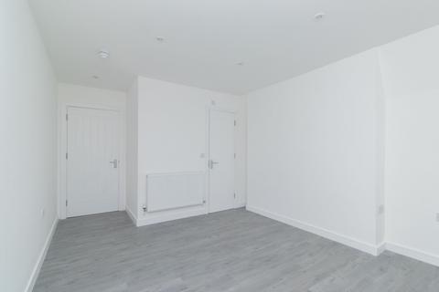 2 bedroom flat to rent, Buenos Ayres, Margate, CT9