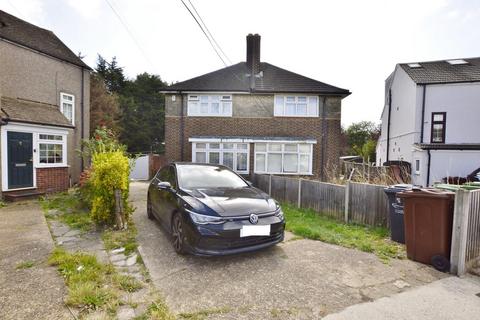 2 bedroom semi-detached house for sale, Shaw Avenue, Barking