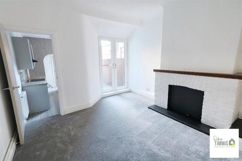 3 bedroom terraced house for sale, Barthomley Road, Birches Head, Stoke-On-Trent