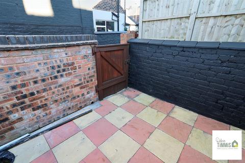 12 Barthomley Road, Stoke-on-trent, ST1 6NR