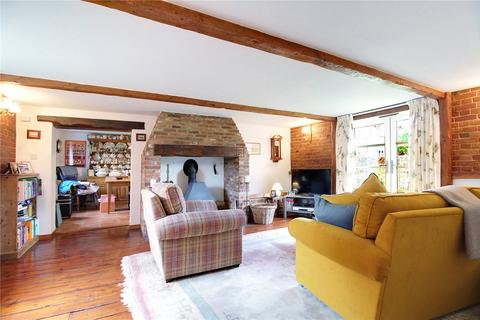 Browne's Croft Barn Bramerton Road, Surlingham, Norwich, NR14 7DE