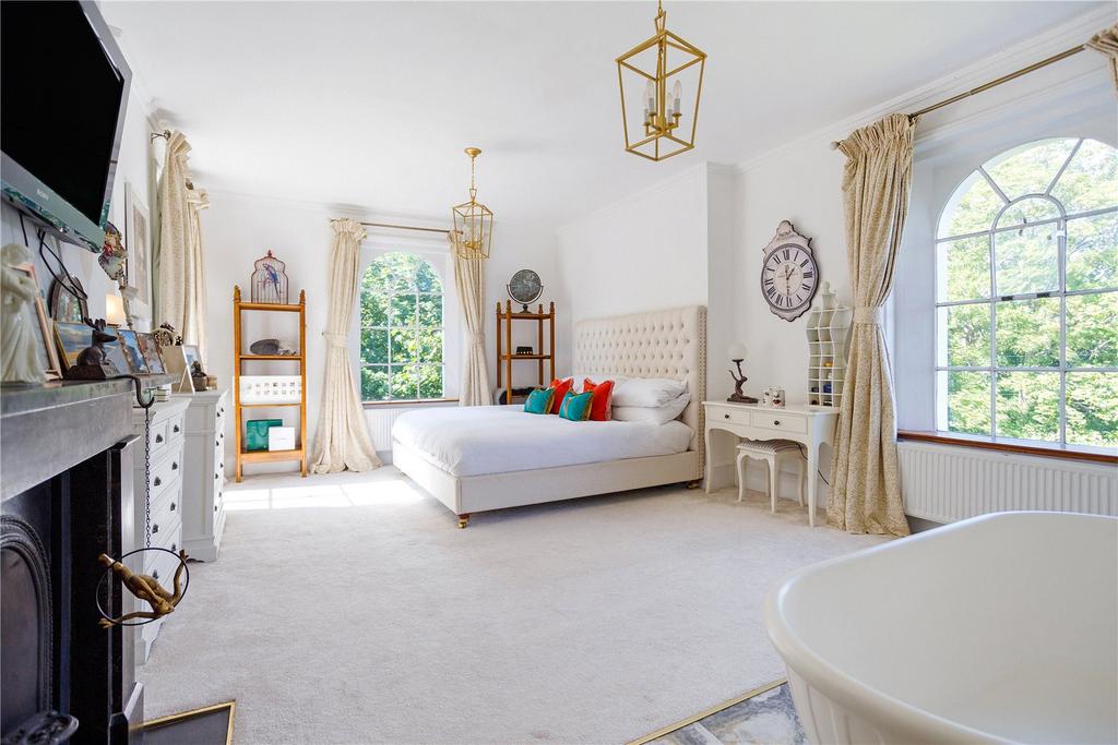 Principal Bedroom