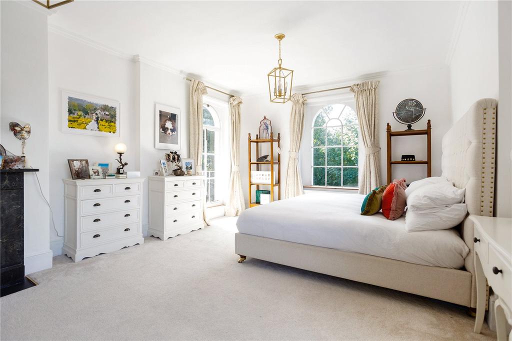 Principal Bedroom