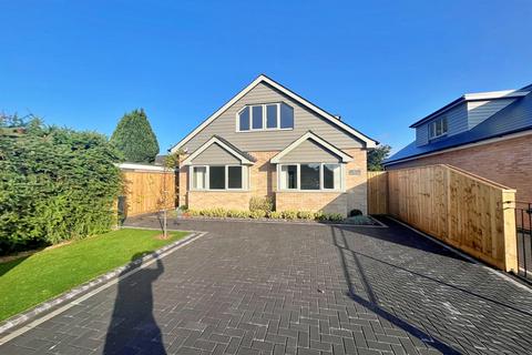 4 bedroom detached bungalow for sale, Christchurch