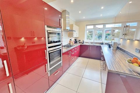 4 bedroom detached house for sale, Boscombe East