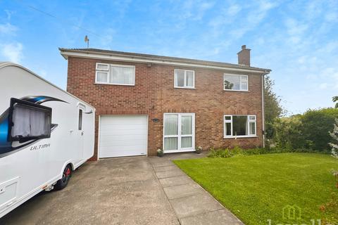 4 bedroom detached house for sale, Front Street, East Stockwith DN21