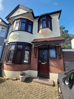 2 bedroom semi-detached house for sale, Grosvenor Road, Dagenham RM8