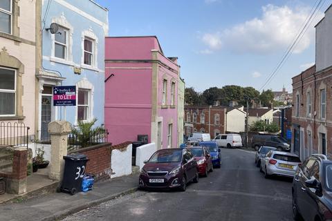 3 bedroom maisonette to rent, Totterdown, Bristol BS3