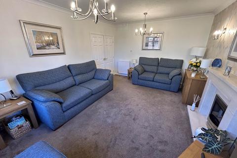 4 Conival Way, Chadderton, Oldham, OL9 0QL