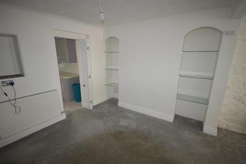 2 bedroom house to rent, Bellevue, Redruth