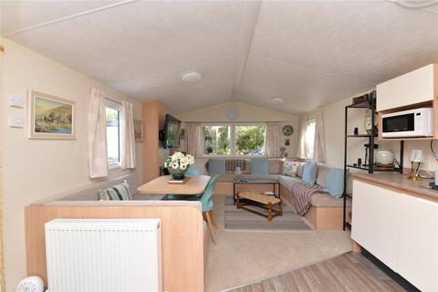 2 bedroom park home for sale, Seabreeze, Shorefield Country Park, Downton, Hampshire, SO41