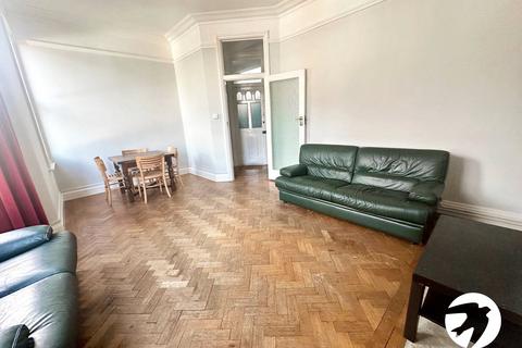 4 bedroom flat for sale, New Cross Road, New Cross, London, SE14