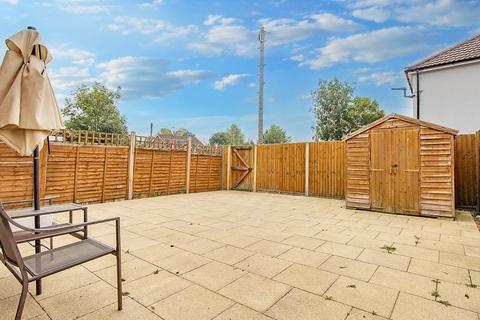 3 bedroom terraced house for sale, Toftmead Close, Dereham