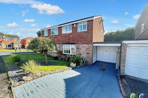 3 bedroom semi-detached house for sale, Woodthorne Close, Rugeley, WS15 2RZ