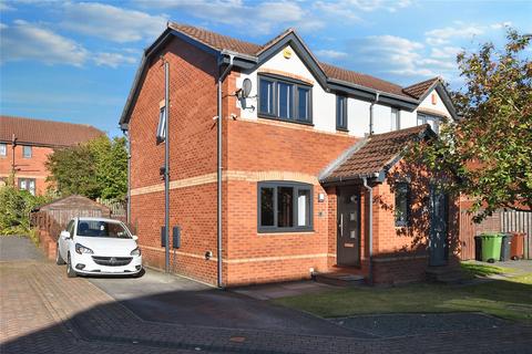 3 bedroom semi-detached house for sale, Pembroke Drive, Morley, Leeds, West Yorkshire