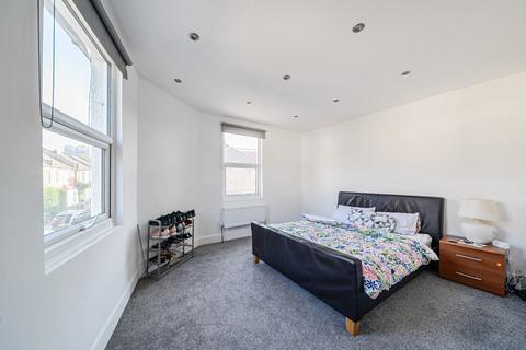 2 bedroom apartment for sale, St. Johns Road, London