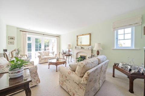 3 Beech Tree Close, Bookham, Leatherhead, KT23 4FB