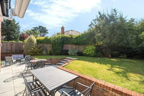 3 Beech Tree Close, Bookham, Leatherhead, KT23 4FB