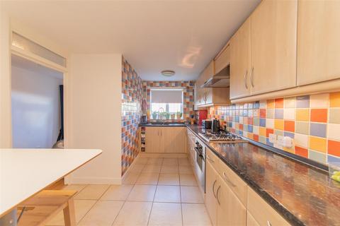 3 bedroom end of terrace house for sale, Sanders Lane, Mill Hill, London