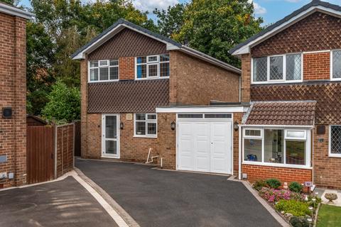 3 bedroom link detached house for sale, Westhill Close, West Midlands B92