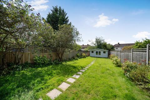 107 Churston Drive, Morden, SM4 4JE