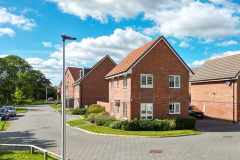 3 bedroom detached house for sale, Bays Crescent, Reading RG7