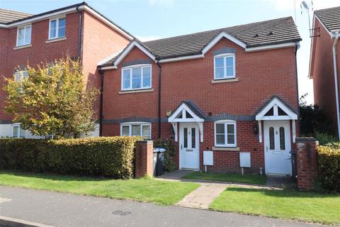 2 bedroom maisonette to rent, Pipers Lane, Kenilworth