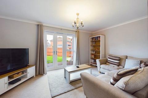 3 bedroom end of terrace house for sale, Bromley Road Kingsway, Quedgeley, Gloucester, GL2