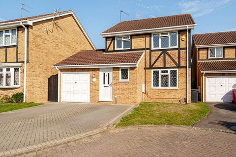 3 bedroom detached house for sale, Portland Close, Slough, Berkshire, SL2