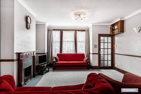 3 bedroom terraced house for sale, Winchester Road, London N9