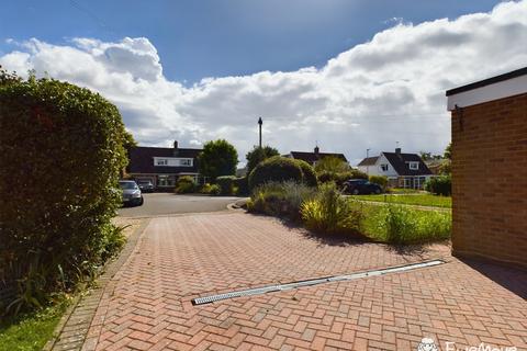 3 bedroom detached house for sale, 22 Shelley Drive, Salisbury