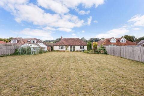 2 bedroom bungalow for sale, Westside, Tillington, Petworth, West Sussex, GU28