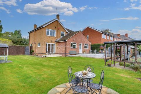 5 bedroom detached house for sale, Cherry Close, Arnold