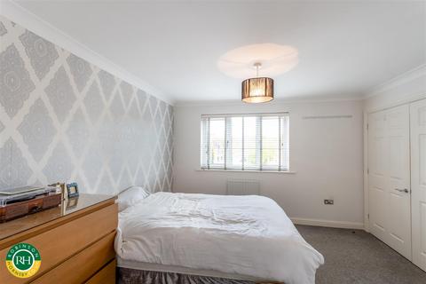 Flat 3, Bramley House Bawtry Road, Bessacarr, Doncaster, DN4 7NB