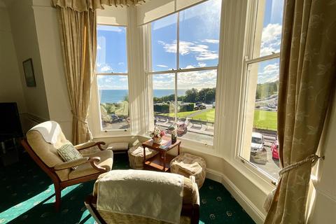 2 bedroom apartment for sale, Prince Of Wales Terrace, Scarborough