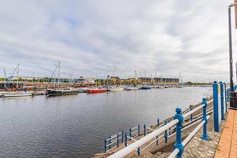 2 bedroom apartment for sale, Ty Devonia, Penarth Marina CF64