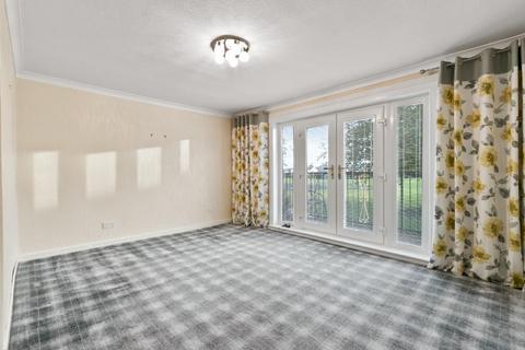 3 bedroom flat for sale, Braeside Drive, Dumbarton, West Dunbartonshire, G82