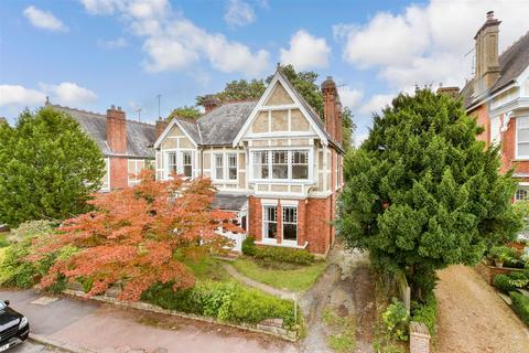 4 bedroom detached house for sale, Molyneux Park Road, Tunbridge Wells TN4