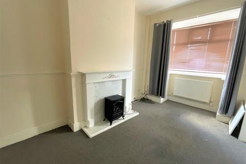 3 bedroom terraced house to rent, Stanley Street, Grimsby, Lincolnshire, DN32