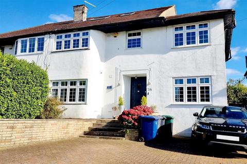 4 bedroom house for sale, Belmont Avenue, Barnet