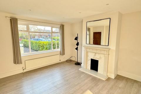 3 bedroom mews for sale, Lindfield Estate North, Wilmslow