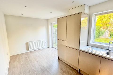 3 bedroom mews for sale, Lindfield Estate North, Wilmslow