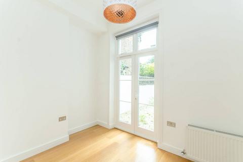 2 bedroom flat to rent, West Hampstead, West Hampstead, London, NW6