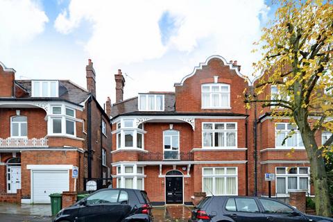 3 bedroom flat to rent, Crediton Hill, West Hampstead, London, NW6